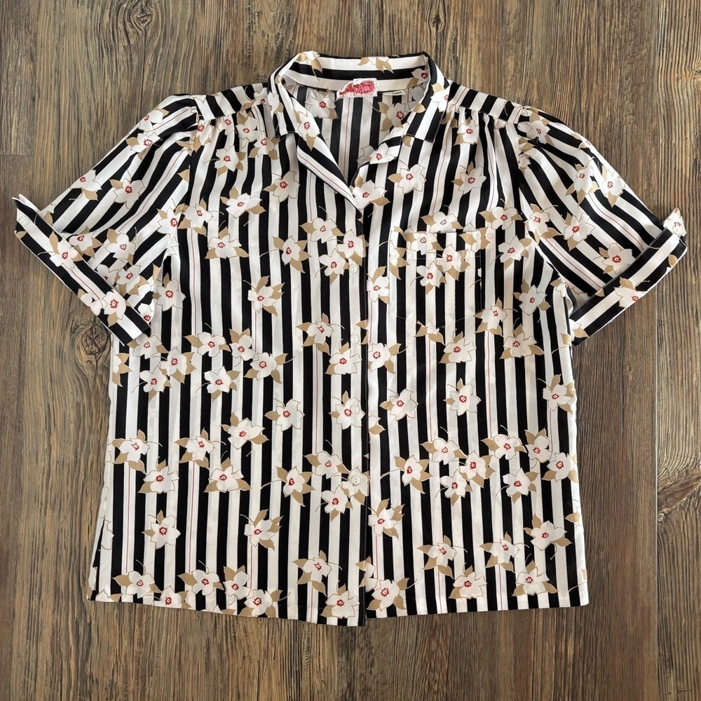Vtg Silkhana By Lady Manhattan S/S Blouse Women’s 36 Black White Stripe Floral
